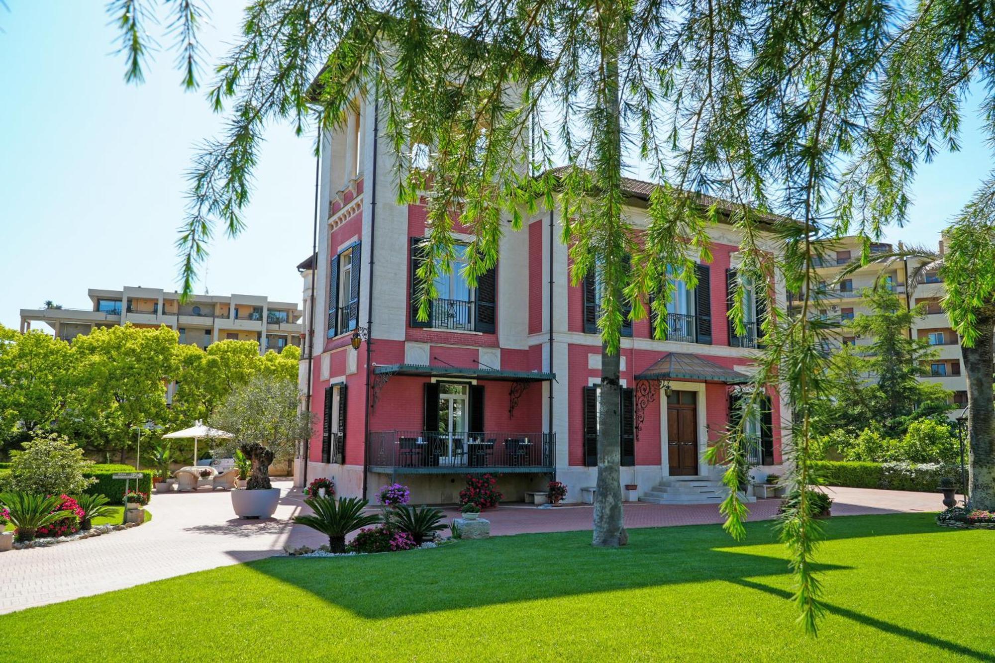 Villa Pallotta Luxury B&B Cerignola Extérieur photo